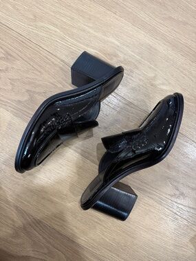 Dolce Vita Black Patent Leather Block Heel Mules Size 9.5